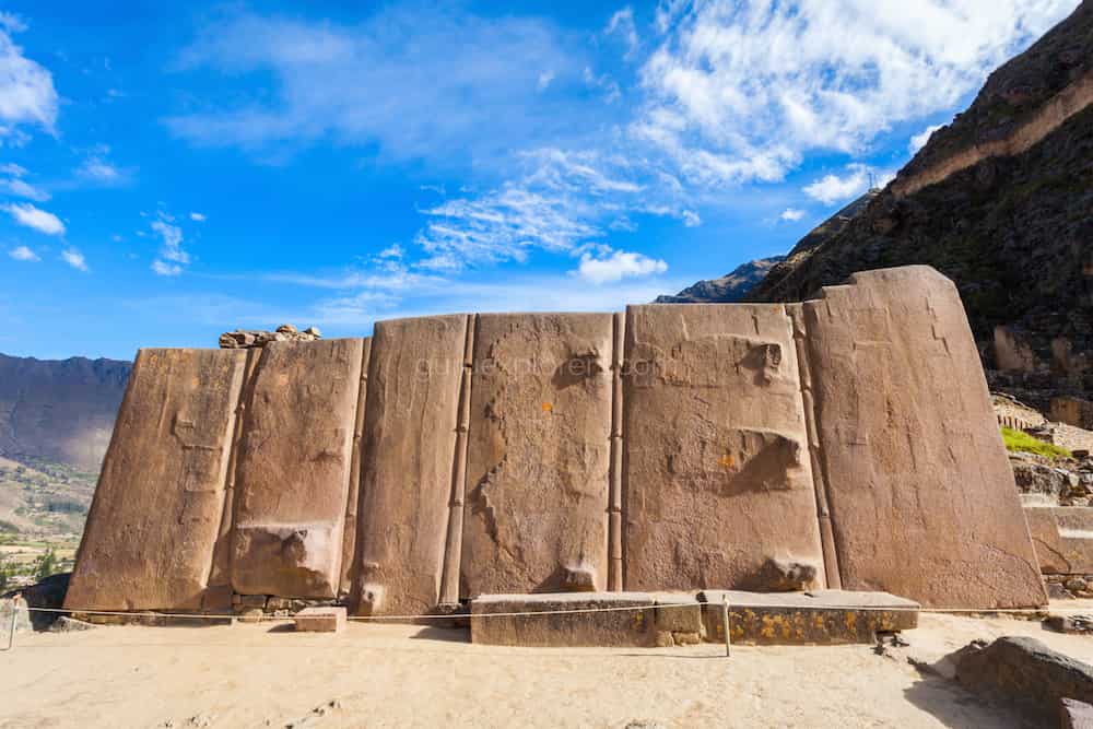 templo del sol en las ruinas de ollantaytambo