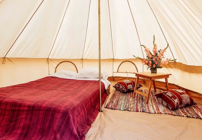 carpa del glamping en el desierto de huacachina