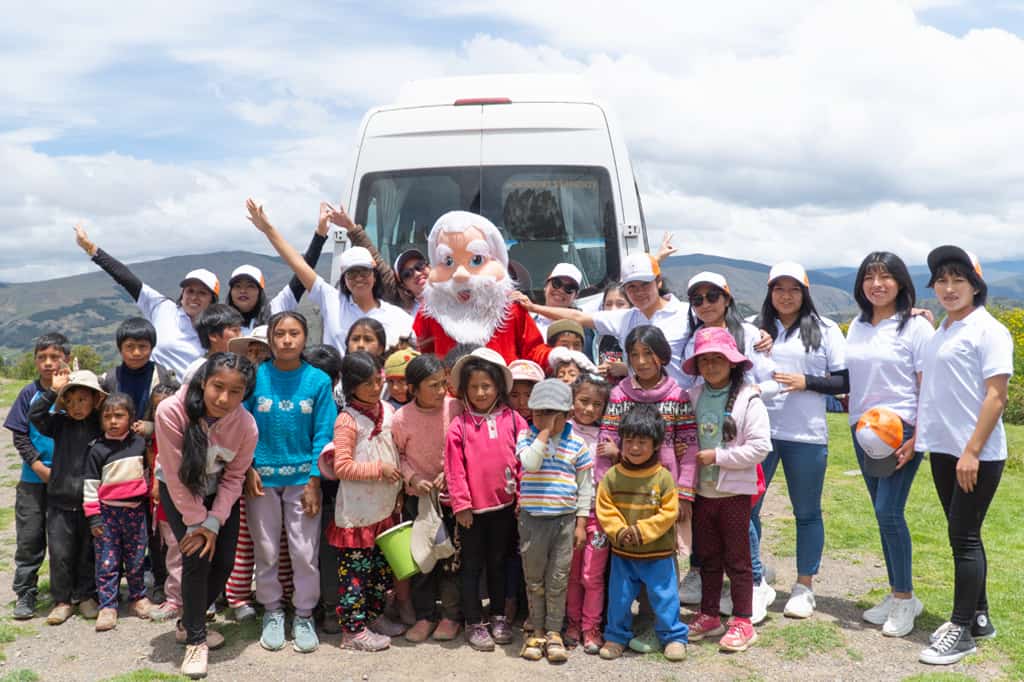 Foto responsabilidad social guru explorers