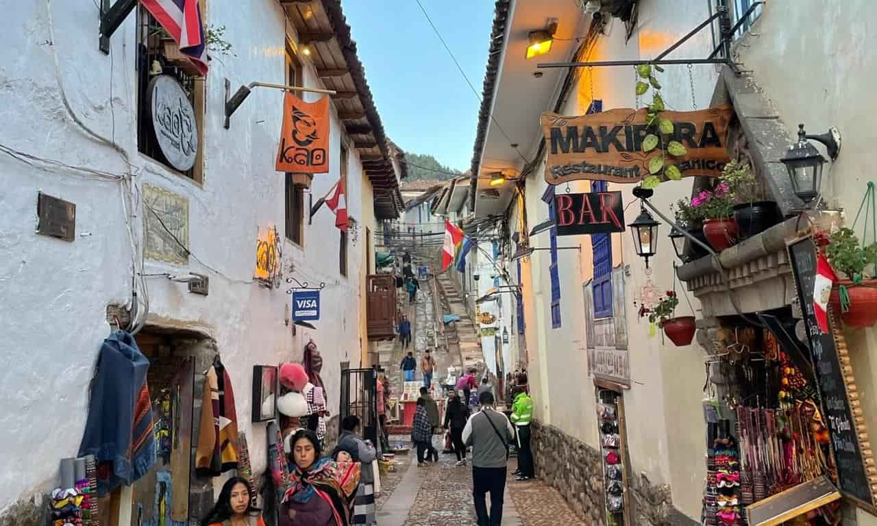 peruvian handicrafts